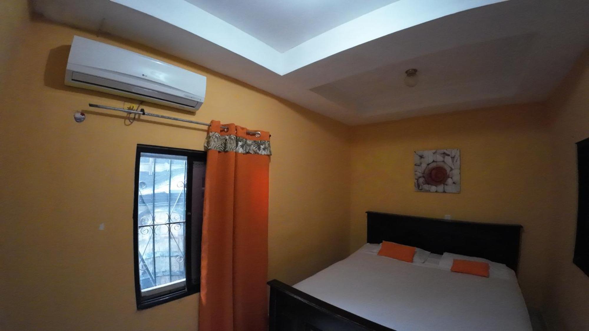 Cataleya Hostel Bocas del Toro Esterno foto