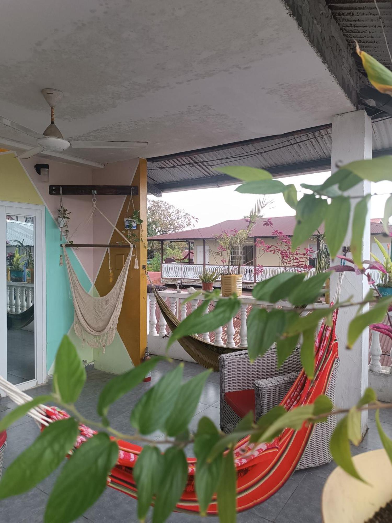 Cataleya Hostel Bocas del Toro Esterno foto